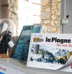 Tourist Office shop