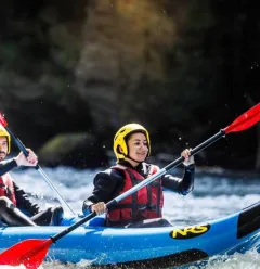 Canoraft dans les rapides