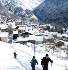snowshoeing at Le Châtelard