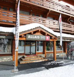 Allais ski snow front entrance Plagne Centre