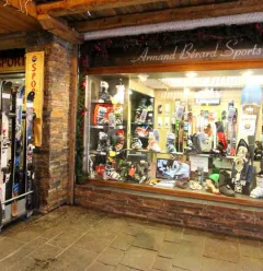 Sport 2000 window display