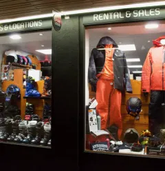 SHOP WINDOW
