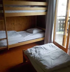 Tsaretta bedroom