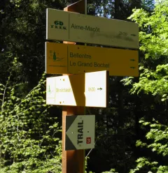 Le Chemin de la Pierra