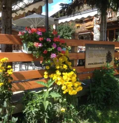 La Bovate Restaurant