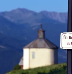 Les Chapelles