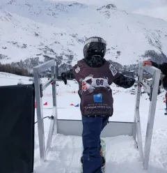 JEUNE GROUPE SNOWBOARD