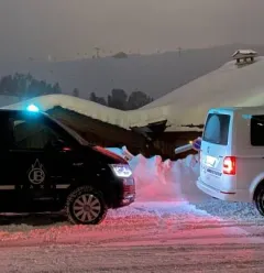 JB TAXI vehicle