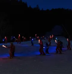 Torchlight descent