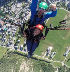 Paragliding with Aéroplagne