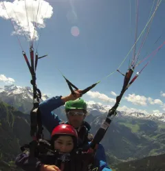 Paragliding with Aéroplagne