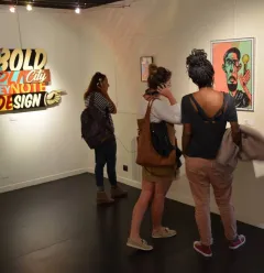 Exhibition punchlines