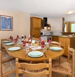 Kitchen / living area