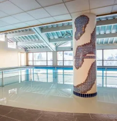 Swimming pool with paddling pool