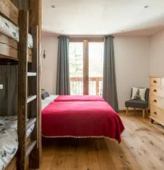 Chalet Marmotte family room