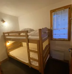 children's bedroom