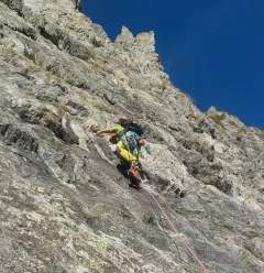 Falaise escalade Contreforts de la Grande Marianne