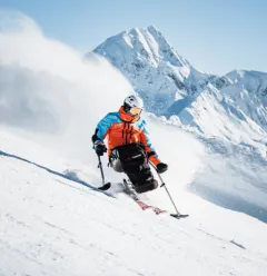 Cours handiski avec un moniteur