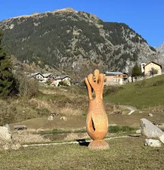 Wood sculpture exhibition_Champagny-en-Vanoise