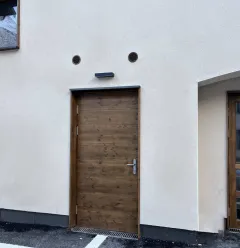 Public lavatory - Le Bois_Champagny-en-Vanoise