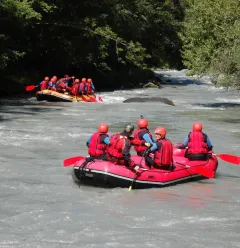 Rafting on the Isère