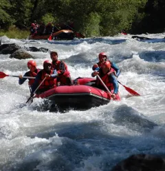 Rafting on the Isère