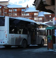 Shuttle stop - Departure for Plagne Soleil