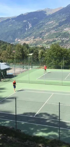 Courts de tennis Macôt