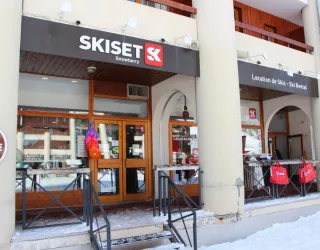 Skiset Le Cervin shopfront