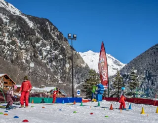 Piou-Piou Club - Snow Garden Kindergarden