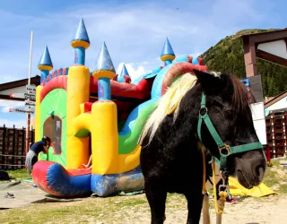 Pony and games in Plagne Bellecôte