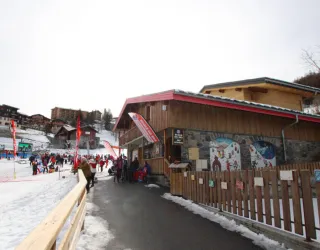 Access to Montchavin Ski School