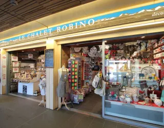 Le Chalet Robino souvenirs, shopfront