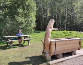 Picnic area from the Laisonnay
