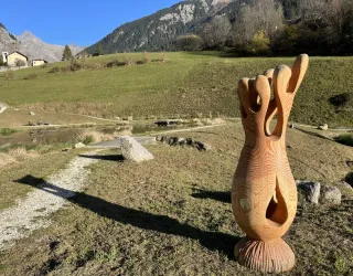 Wood sculpture exhibition_Champagny-en-Vanoise