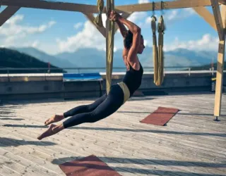 Aerial Yin Yoga_La Plagne