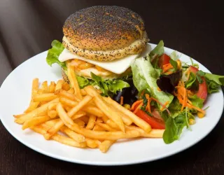 Burger at the Auberge_La Plagne Tarentaise