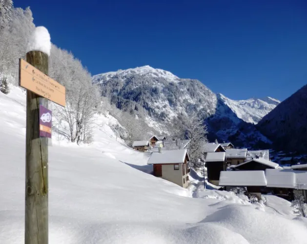 balade raquettes au Châtelard