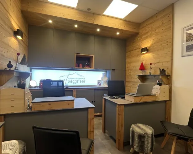 Agence Centrale de La Plagne (estate agency)_La Plagne