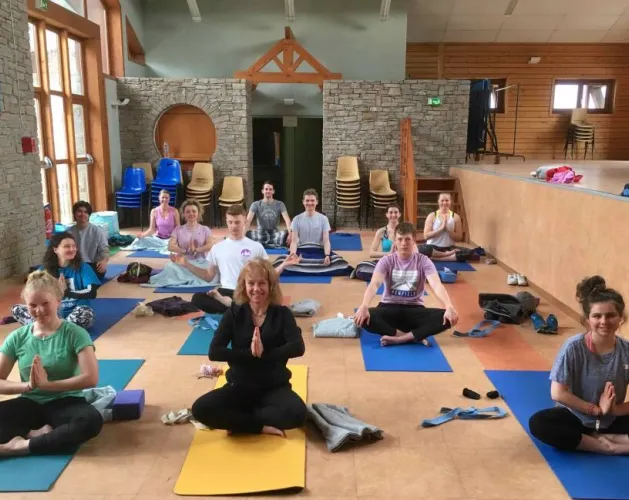 Winter yoga sessions in Montchavin