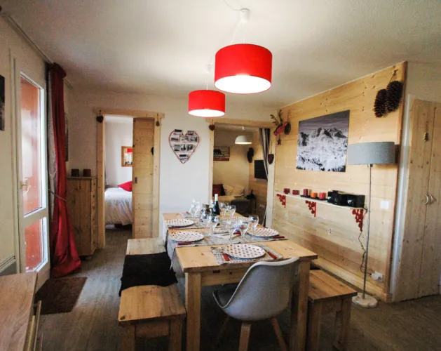 Living/dining room
