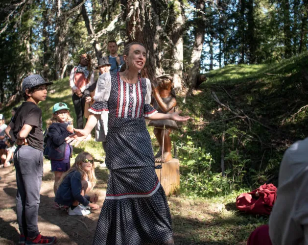 Walk in the Alpine pastures with a storyteller