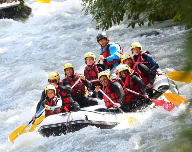 Rafting on the Isère river