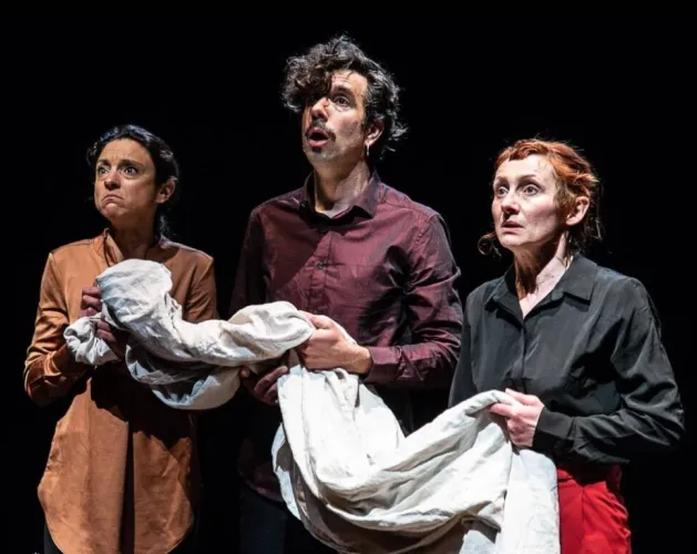 Roméo et Juliette en cachette