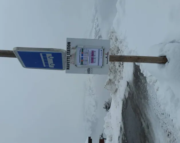 Pignard—Coches Shuttle Bus Stop