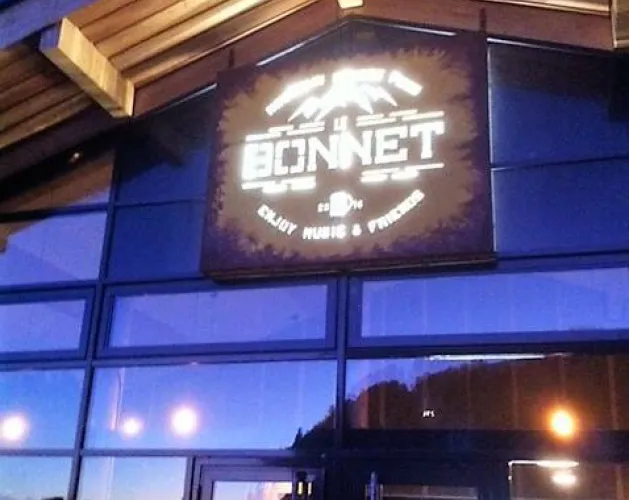 bar1.jpg