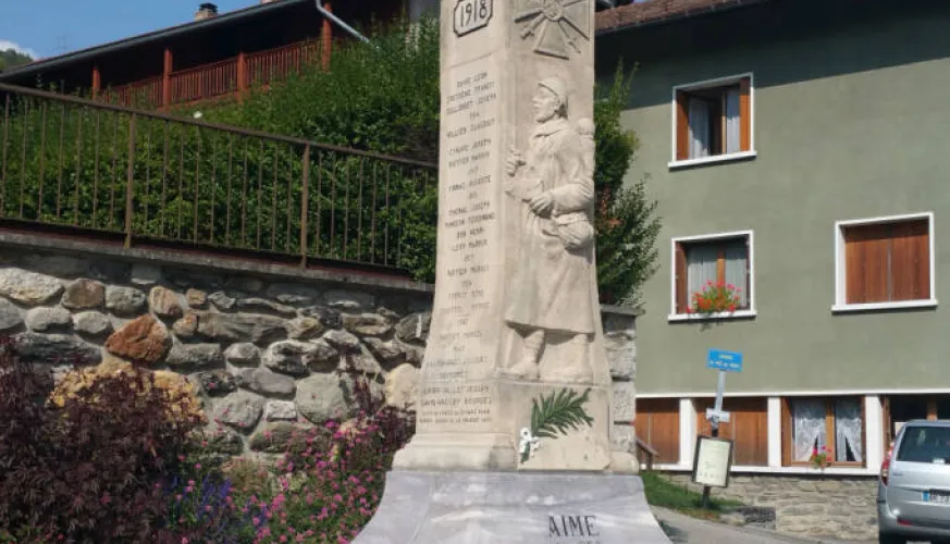 War memorial in Aime