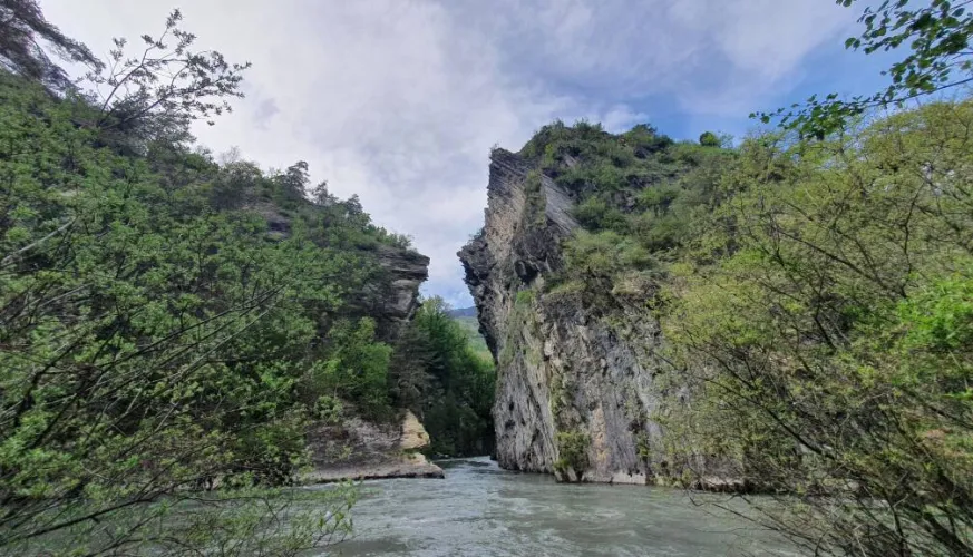 Section going to the Saut de la Pucelle