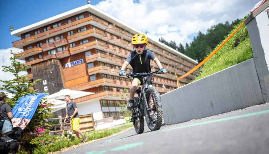 SUPER8 - Super Dual Slalom_La Plagne