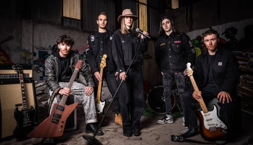 SUPER8 - Dirty Boys Concert_La Plagne